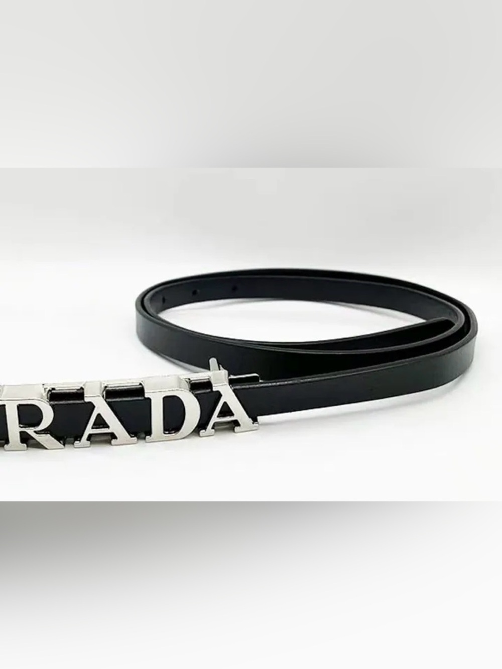 NWOT Black/Silver Adjustable thin Belt